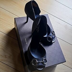 Gucci Stardust peep toe stilleto shoes